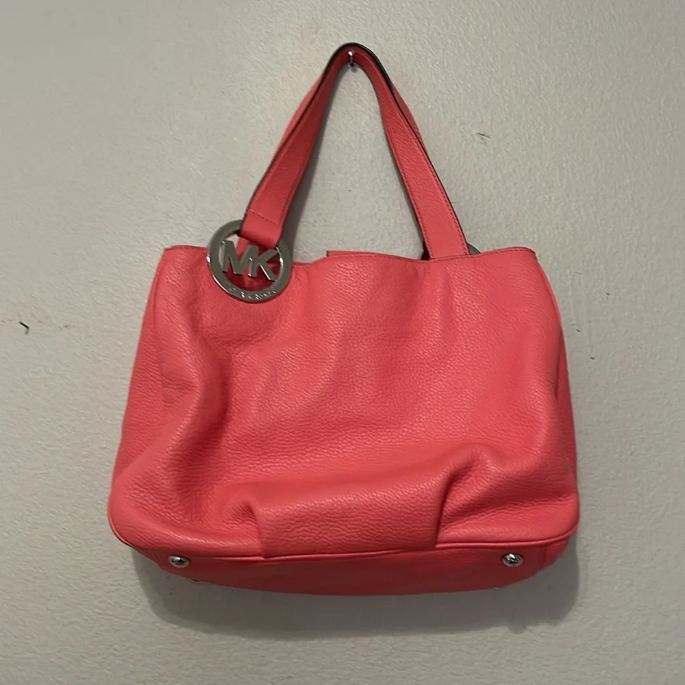 MICHAEL KORS LARGE SATCHEL PURSE - Picture 5 of 15